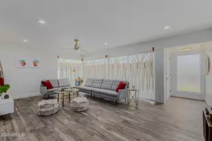 160 E Coronado Rd, Phoenix, AZ 85004 - Photo 4