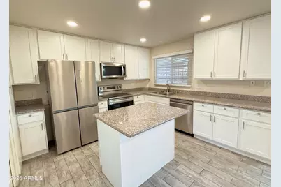 6742 N 43rd Avenue, Glendale, AZ 85301 - Photo 12