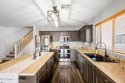 1073 S 239th Drive, Buckeye, AZ 85326 - Photo 6