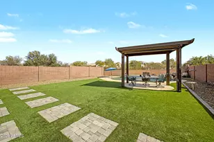 1073 S 239th Dr, Buckeye, AZ 85326 - Photo 18