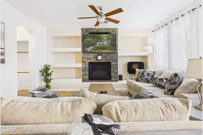 2326 W Sleepy Ranch Road, Phoenix, AZ 85085 - Photo 24