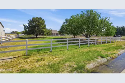 7921 N 175th Avenue, Waddell, AZ 85355 - Photo 16