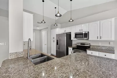 1304 W Bluefield Avenue, Phoenix, AZ 85023 - Photo 8