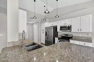 1304 W Bluefield Ave, Phoenix, AZ 85023 - Photo 8