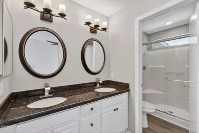 1304 W Bluefield Avenue, Phoenix, AZ 85023 - Photo 18