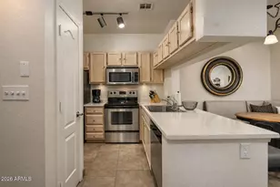 16013 S Desert Foothills Pkwy, Phoenix, AZ 85048 - Photo 8