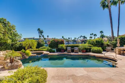 10489 N 99th Street, Scottsdale, AZ 85258 - Photo 2