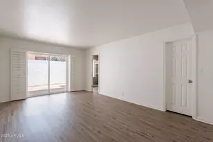 3401 N 37th St, Phoenix, AZ 85018 - Photo 18