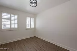 3401 N 37th St, Phoenix, AZ 85018 - Photo 12