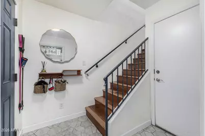 5607 S 21st Place, Phoenix, AZ 85040 - Photo 2