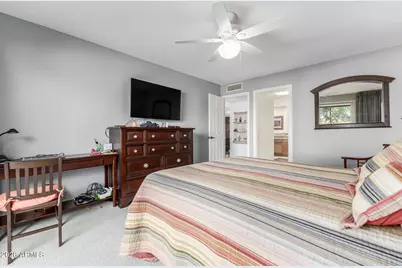 9712 W Tonto Lane, Peoria, AZ 85382 - Photo 16