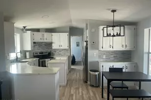 11411 N 91st Ave, Peoria, AZ 85345 - Photo 8