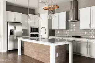 3276 E Los Gatos Dr, Phoenix, AZ 85050 - Photo 4