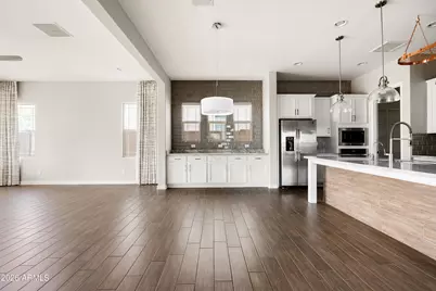 3276 E Los Gatos Drive, Phoenix, AZ 85050 - Photo 14