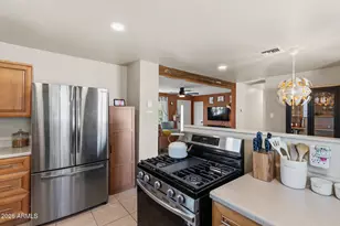 808 E Cinnabar Ave, Phoenix, AZ 85020 - Photo 32