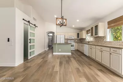 6710 S Four Peaks Place, Chandler, AZ 85249 - Photo 4