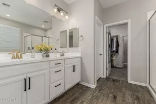 2322 E Harwell Rd, Phoenix, AZ 85042 - Photo 12