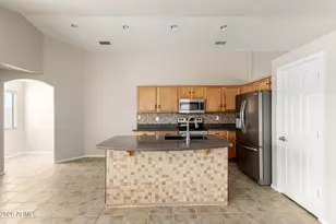 17537 W Wind Drift Ct, Goodyear, AZ 85338 - Photo 8