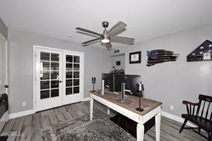 4641 E Mountain View Rd, Phoenix, AZ 85028 - Photo 16