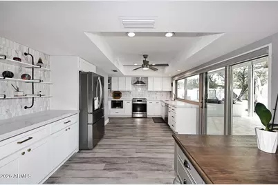 4641 E Mountain View Road, Phoenix, AZ 85028 - Photo 18