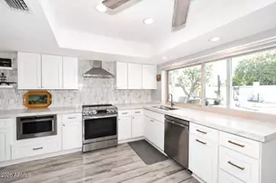 4641 E Mountain View Rd, Phoenix, AZ 85028 - Photo 6