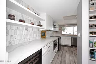 4641 E Mountain View Rd, Phoenix, AZ 85028 - Photo 8