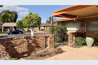 10015 W Mountain View Road, Sun City, AZ 85351 - Photo 2