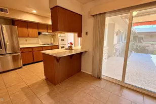 10015 W Mountain View Rd, Sun City, AZ 85351 - Photo 18