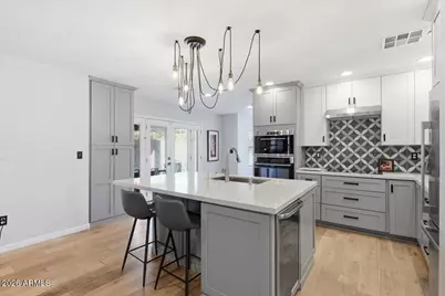 621 N 11th Avenue, Phoenix, AZ 85007 - Photo 10