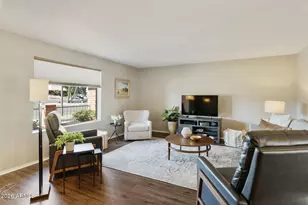 547 S 80th St E, Mesa, AZ 85208 - Photo 6