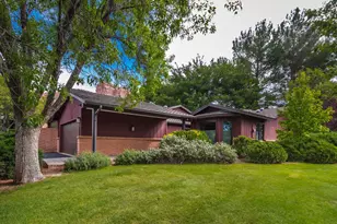 55 Cathedral Rock Dr, Sedona, AZ 86351 - Photo 2