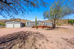 636 W Saddle Butte St, Apache Junction, AZ 85120 - Photo 6