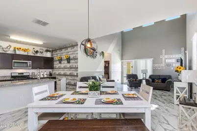 30249 W Catalina Drive, Buckeye, AZ 85396 - Photo 6