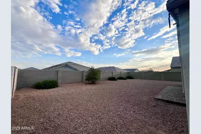 1033 W Beacon Drive, Casa Grande, AZ 85122 - Photo 18
