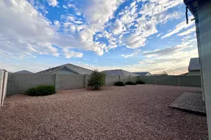 1033 W Beacon Dr, Casa Grande, AZ 85122 - Photo 18