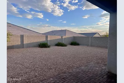 1033 W Beacon Drive, Casa Grande, AZ 85122 - Photo 20