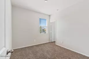 1033 W Beacon Dr, Casa Grande, AZ 85122 - Photo 14