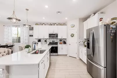 27782 N 177th Drive, Surprise, AZ 85387 - Photo 10