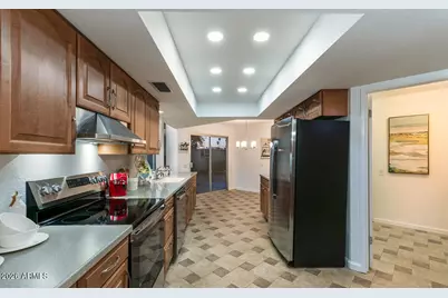 13857 N 108th Drive, Sun City, AZ 85351 - Photo 14