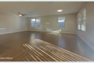 11641 N 165th Lane, Surprise, AZ 85388 - Photo 4