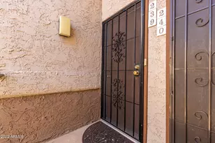 4554 E Paradise Village Pkwy N, Phoenix, AZ 85032 - Photo 20