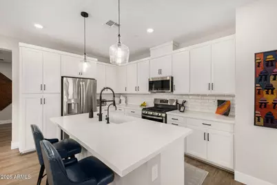675 E Ginko Avenue #201, Gilbert, AZ 85297 - Photo 14