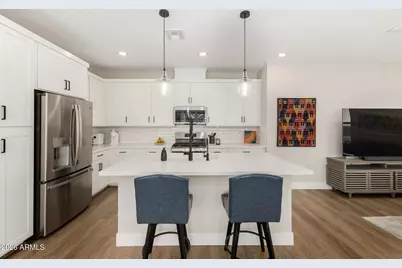675 E Ginko Avenue #201, Gilbert, AZ 85297 - Photo 4