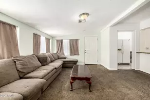 6231 N 47th Dr, Glendale, AZ 85301 - Photo 14