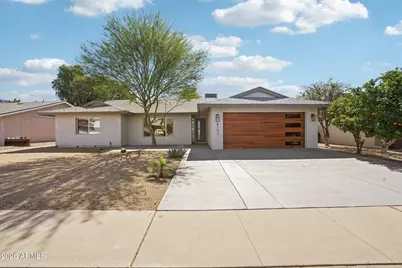 8707 E Clarendon Avenue, Scottsdale, AZ 85251 - Photo 2