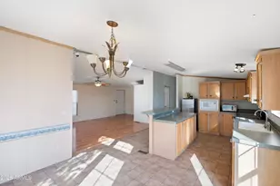 22547 W Duane Ln, Wittmann, AZ 85361 - Photo 10