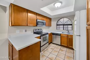 818 S Westwood Dr, Mesa, AZ 85210 - Photo 6