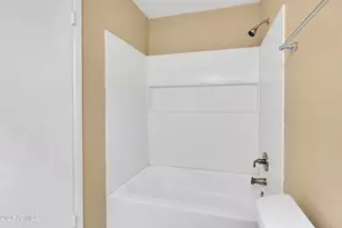 818 S Westwood Dr, Mesa, AZ 85210 - Photo 16