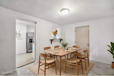 1761 E Sunland Avenue, Phoenix, AZ 85040 - Photo 8