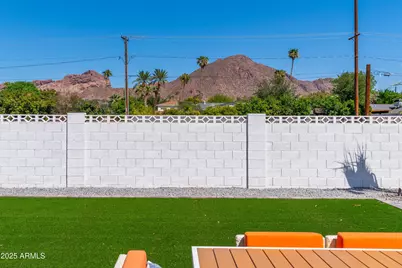 4464 E Campbell Avenue, Phoenix, AZ 85018 - Photo 18